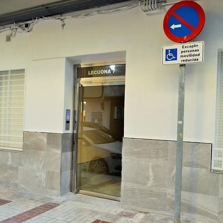 Vialia Apartamentos Suites Malaga Ngoại thất bức ảnh