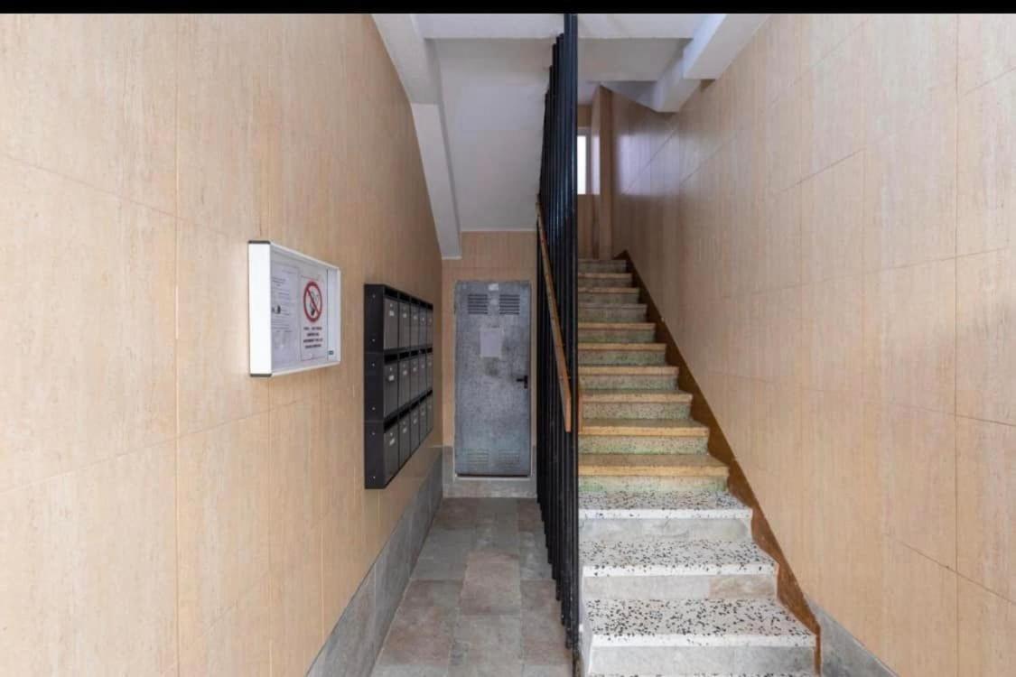 Vialia Apartamentos Suites Malaga Ngoại thất bức ảnh
