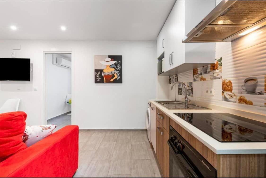 Vialia Apartamentos Suites Malaga Ngoại thất bức ảnh